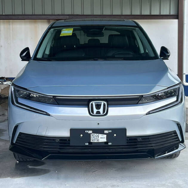 2025 Honda e:NP2